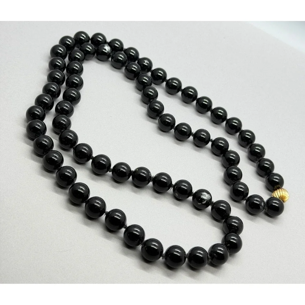 Black Glass Beaded And Knotted Necklace Ribbed Gold Tone‎ Accent Bead 35